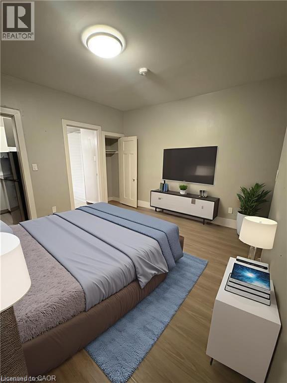 Building Photo - 72 Victoria Ave S