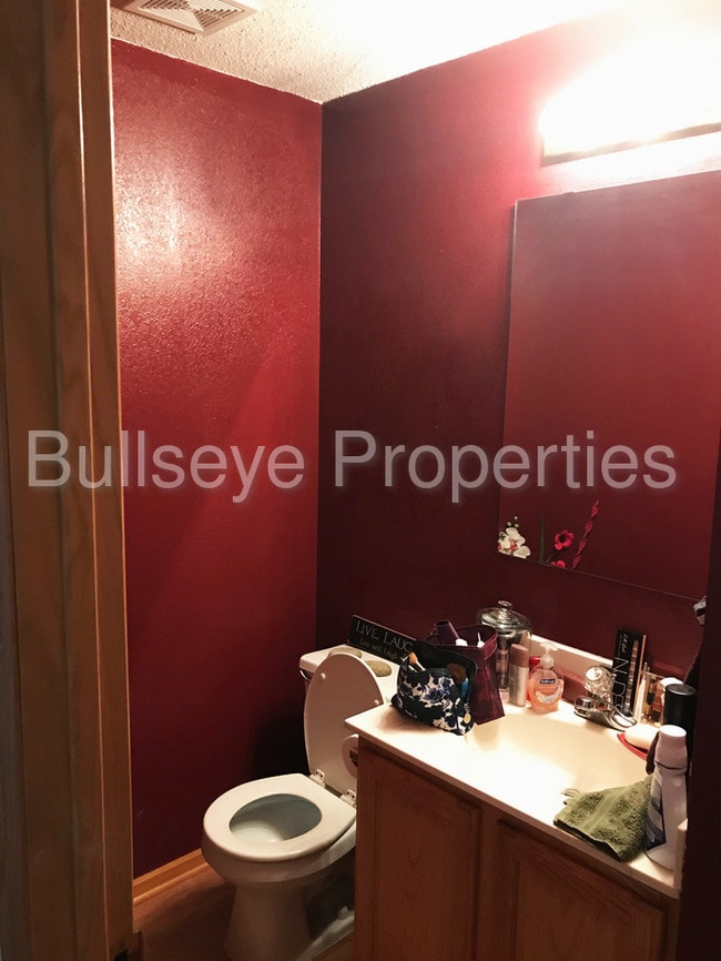 Foto del edificio - 317 Bass Ln