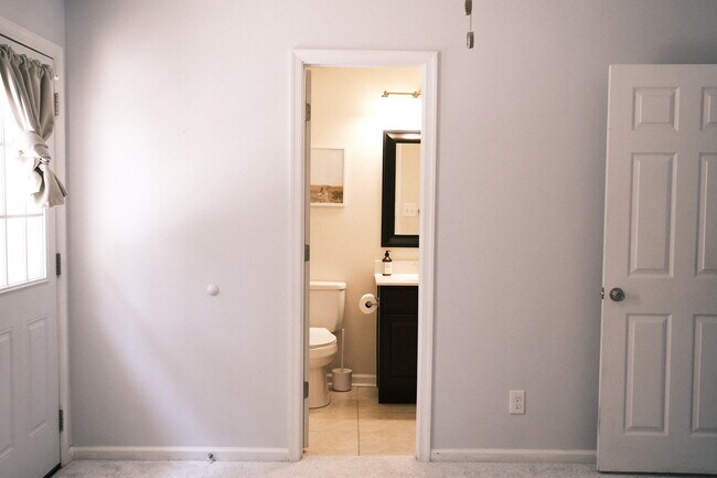 Building Photo - 1891 Wildwood Dr