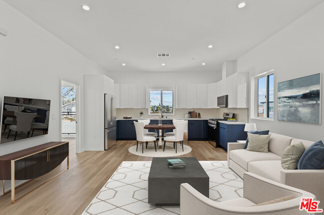 Foto del edificio - 2923 Burnside Ave