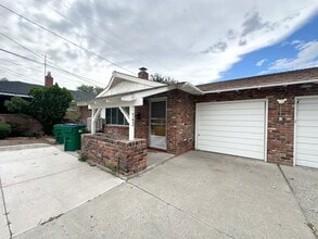 Building Photo - 740 Kirman Ave