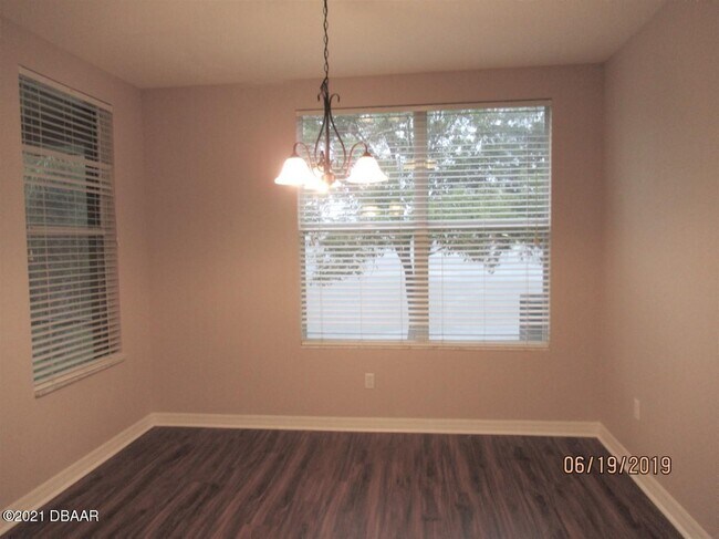 Foto del edificio - 127 Grey Widgeon Ct