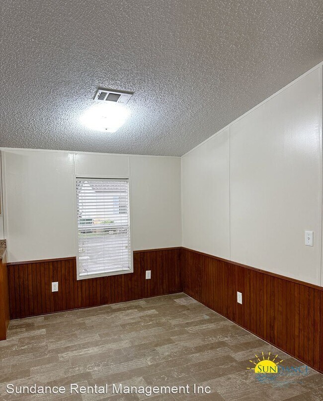 Foto del edificio - 3 br, 2 bath House - 208 Casper Drive 3