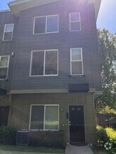 Building Photo - 1055 SW 166th Ave