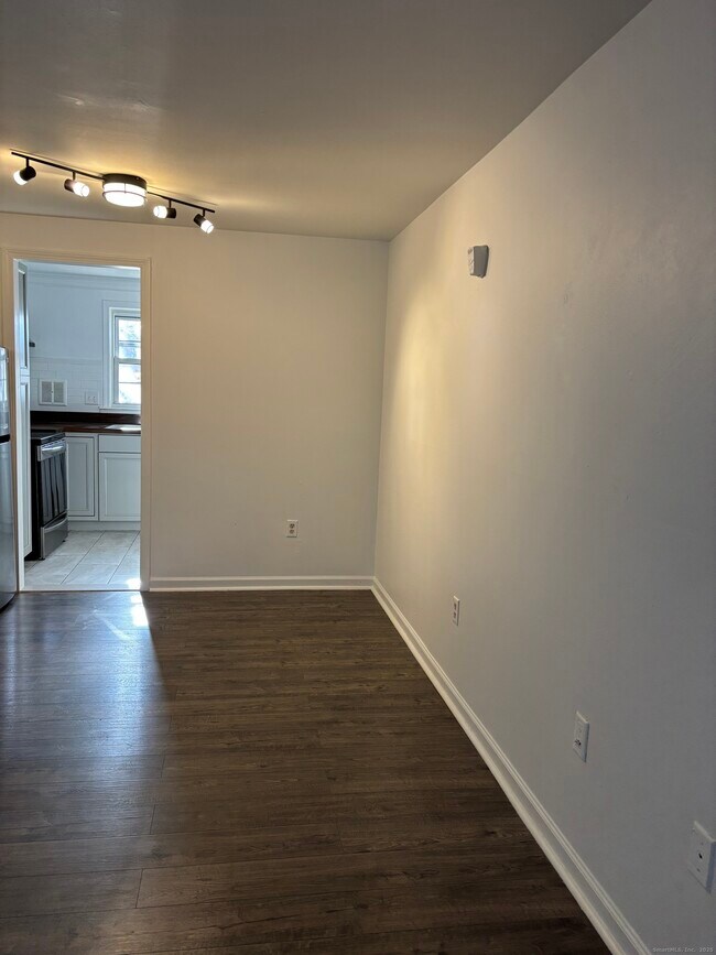 Foto del edificio - 49 Grandview Dr