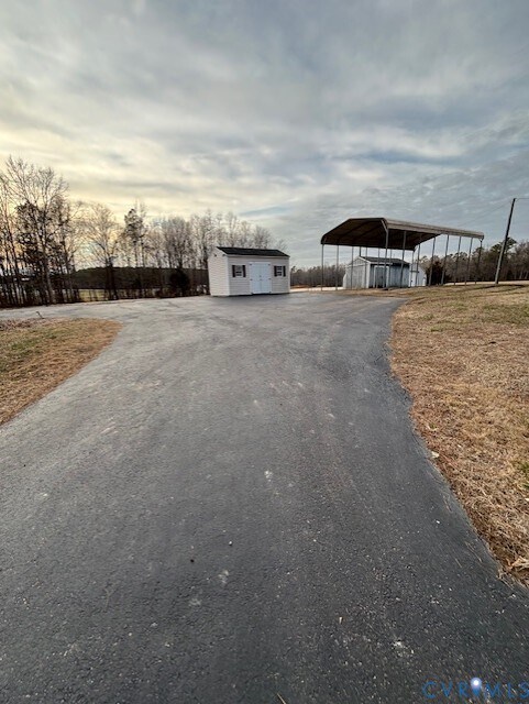 Foto del edificio - 11120 Beaver Bridge Rd