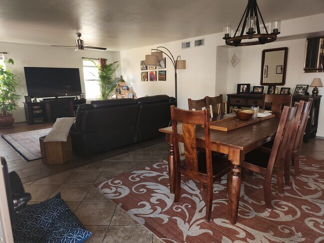 Foto del edificio - 8874 N Hersey Way