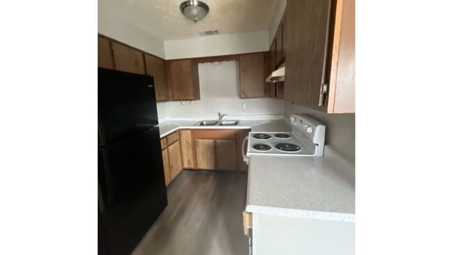 Building Photo - 1415 W Norris St