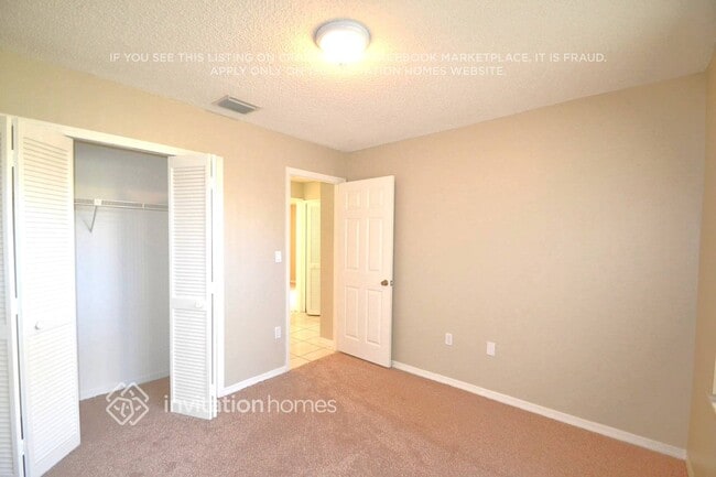 Building Photo - 16263 SW 83rd St