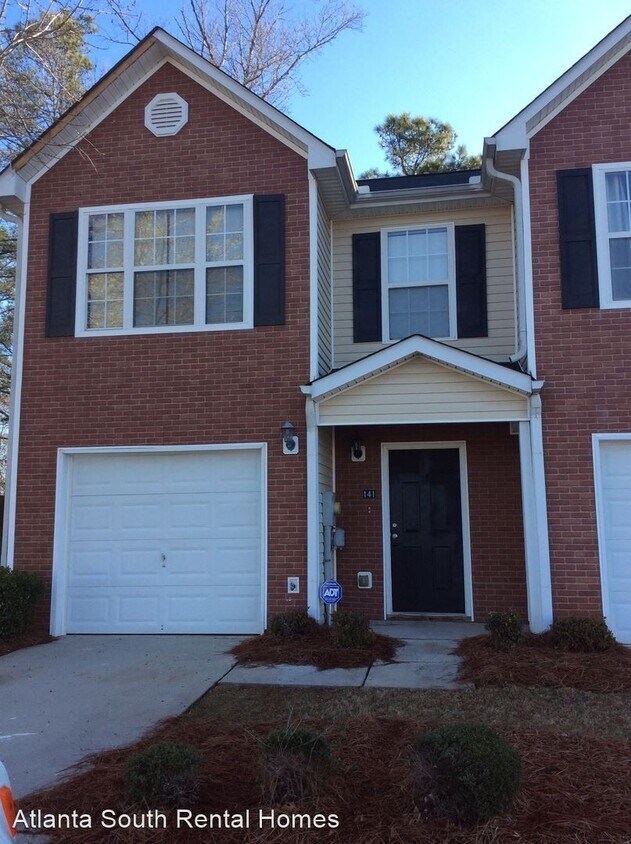 Primary Photo - 3 br, 2.5 bath House - 141 Chastain Loop