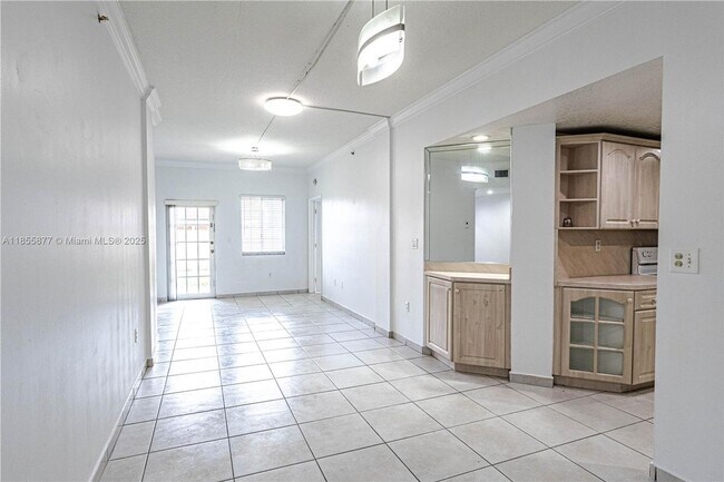 Foto del edificio - 17405 NW 75th Pl