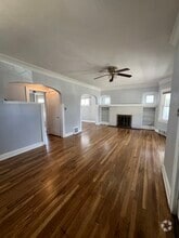 Building Photo - 2125 Glenbury Ave