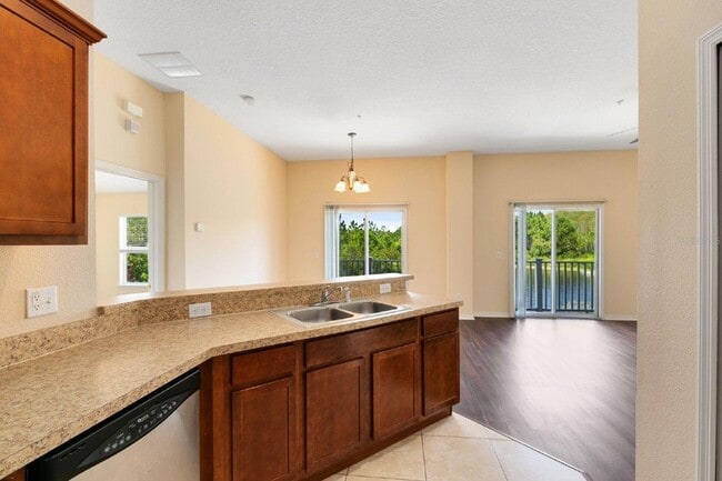 Building Photo - 10399 Winding Marsh Trail