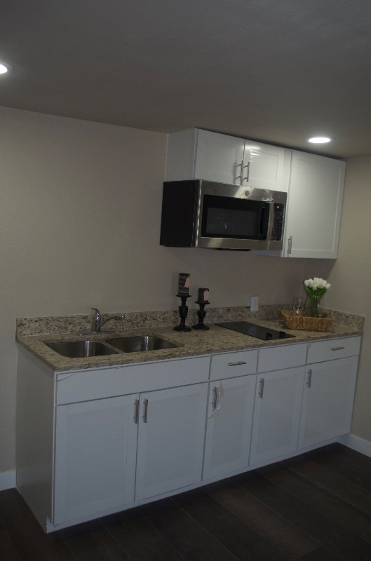 Foto del edificio - 3825 Trowbridge Dr