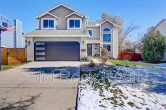 Building Photo - 8450 Camfield Cir