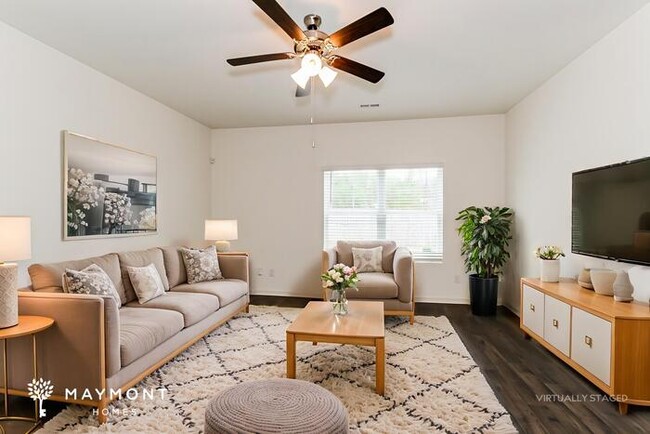 Foto del edificio - 5616 Timber Leaf Lp