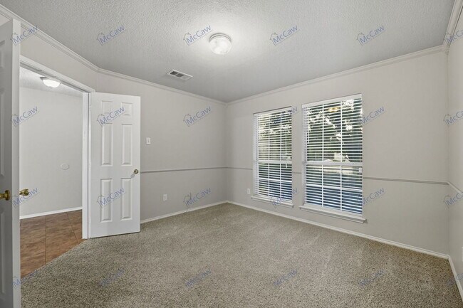 Foto del edificio - 3409 Star Ranch Ct