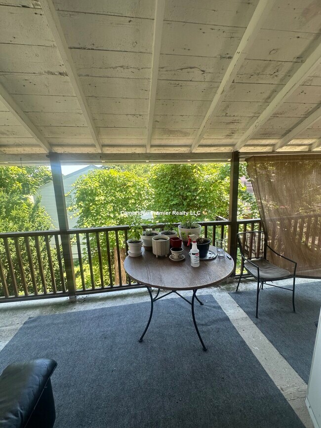 Foto del edificio - 399 School St