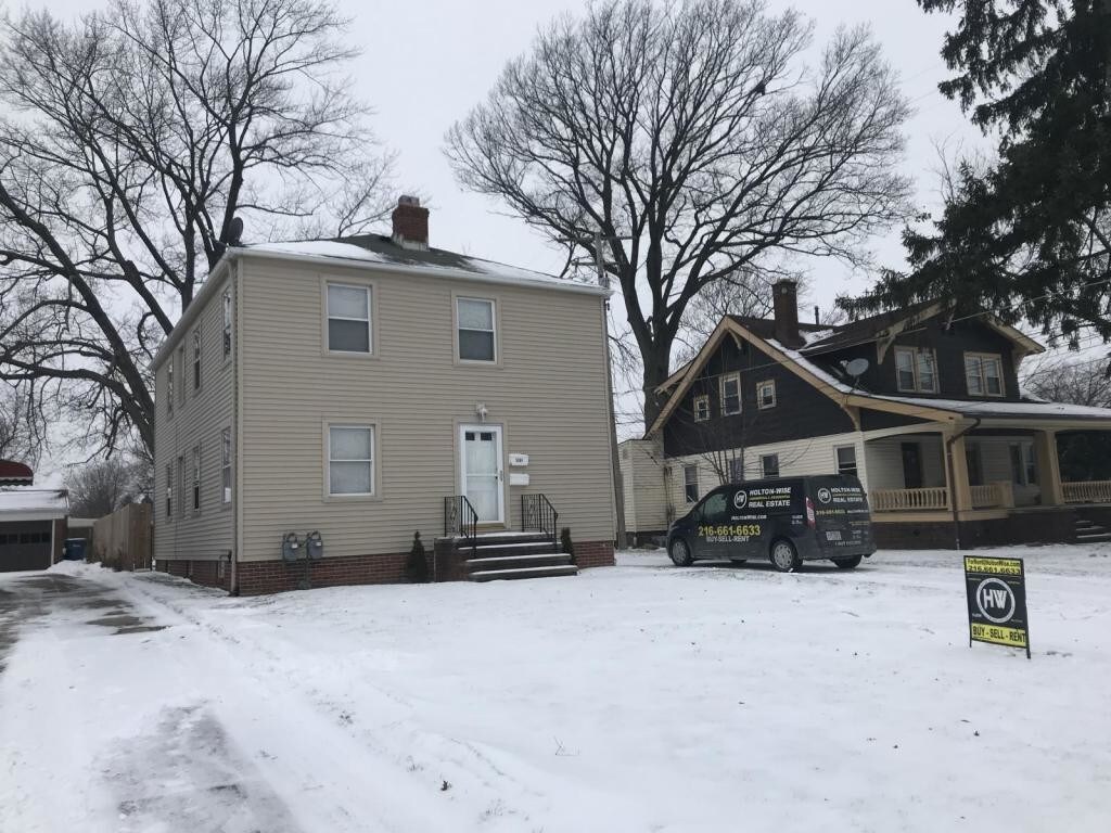 Primary Photo - 5886 State Road #Up