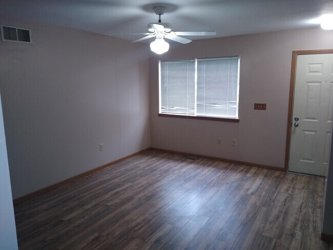 Foto del edificio - 215 Hayes St