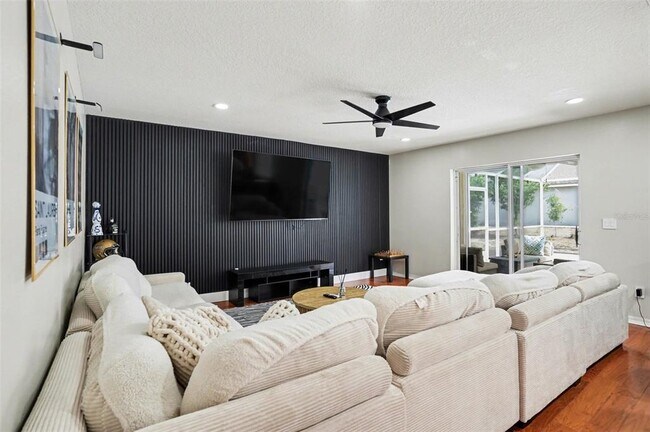 Foto del edificio - 8105 River Mont Way