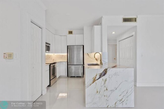Foto del edificio - 1803 N Flagler Dr