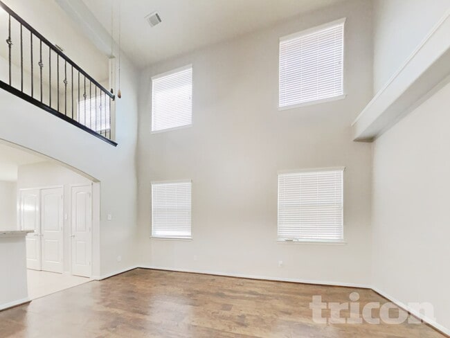 Building Photo - 6123 Bailey's Town Ct