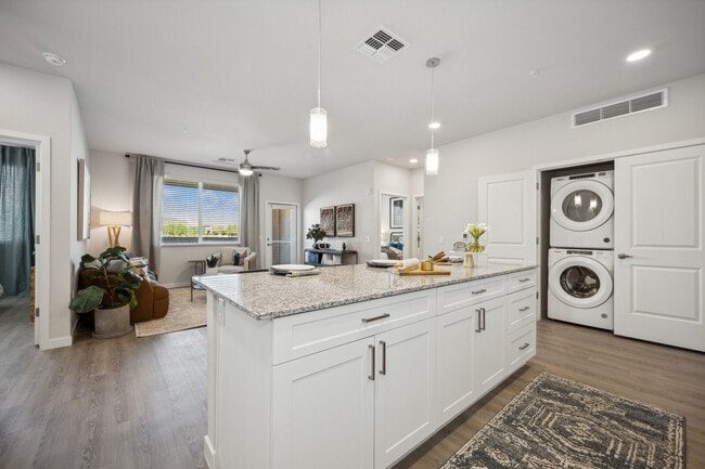 Building Photo - Ascend at Longbow Highpoint