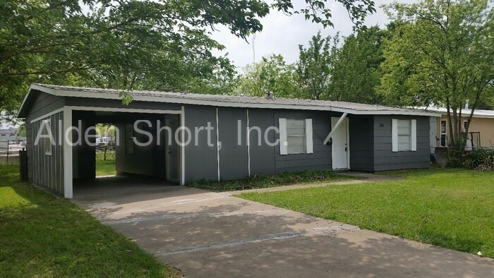 Primary Photo - 316 Crest Hill Dr