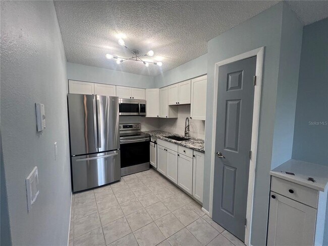 Foto del edificio - 810 Kings Ct