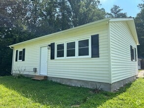 Building Photo - 3992 Dug Hill Rd