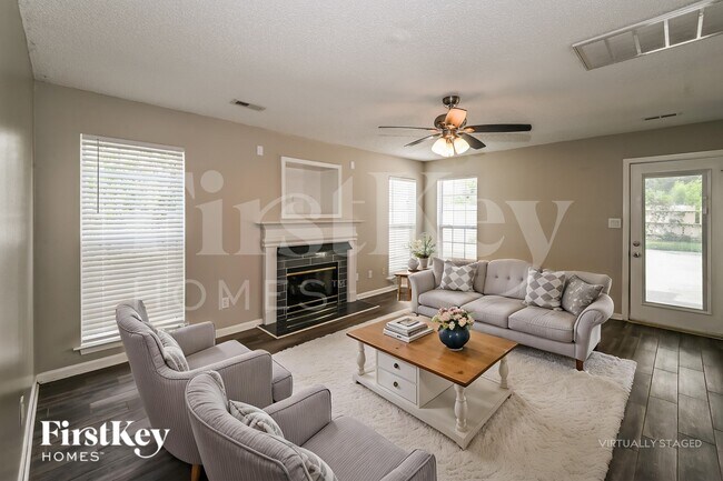 Foto del edificio - 5108 Timbertop Ln