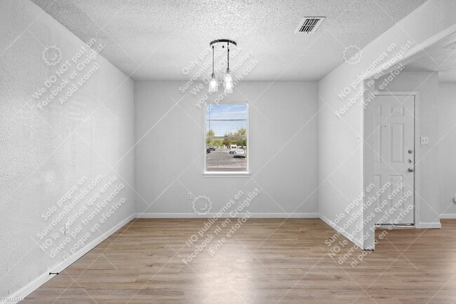 Building Photo - 3 br, 1.5 bath House - 507 Curry Ave