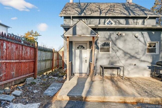 Building Photo - 21 Elysian Ave
