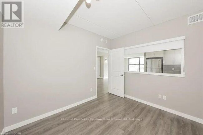 Building Photo - 1291 Gordon St