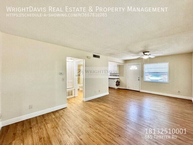 Foto del edificio - 865 Trotter Rd