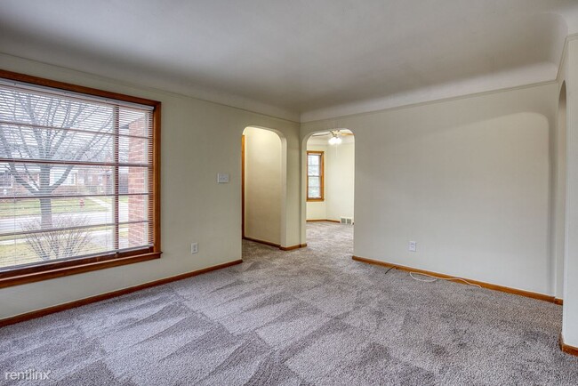 Building Photo - 3 br, 1 bath House - 17305 Olympia