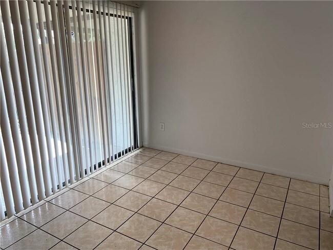 Foto del edificio - 5003 Terrace Village Ln