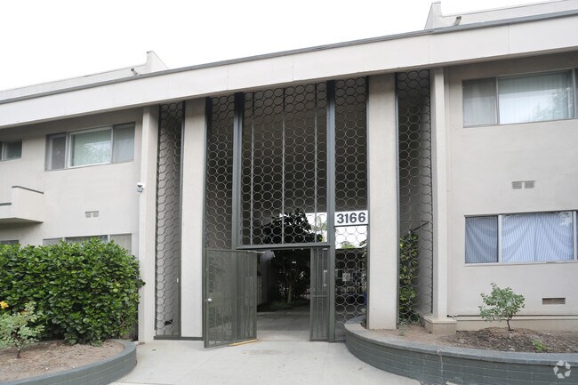 Foto del edificio - Clover Manor