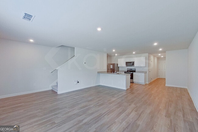 Building Photo - 337 Ironwood Ct