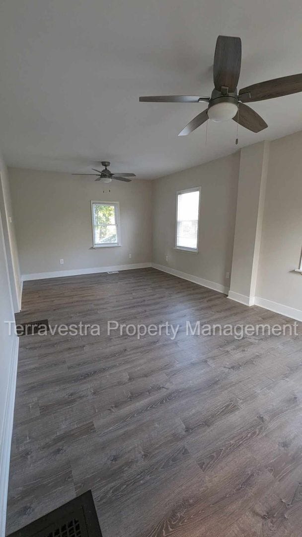 Building Photo - Single Family Upper Deerfield 3 Bed