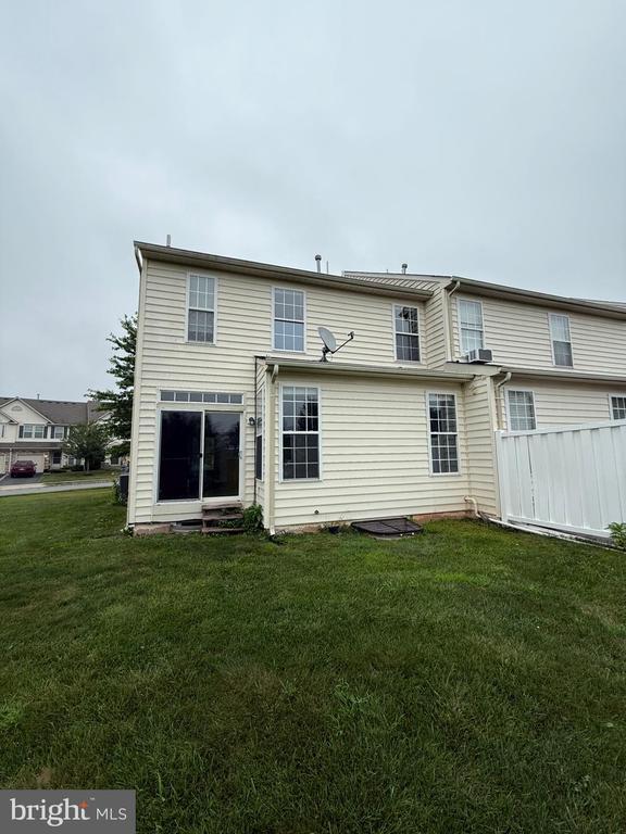 Building Photo - 85 N Savanna Dr