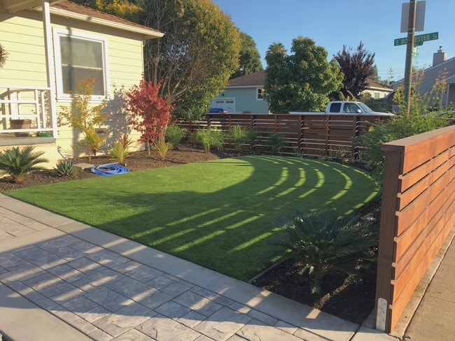 Building Photo - Beautifully Renovated San Mateo Bungalow w...