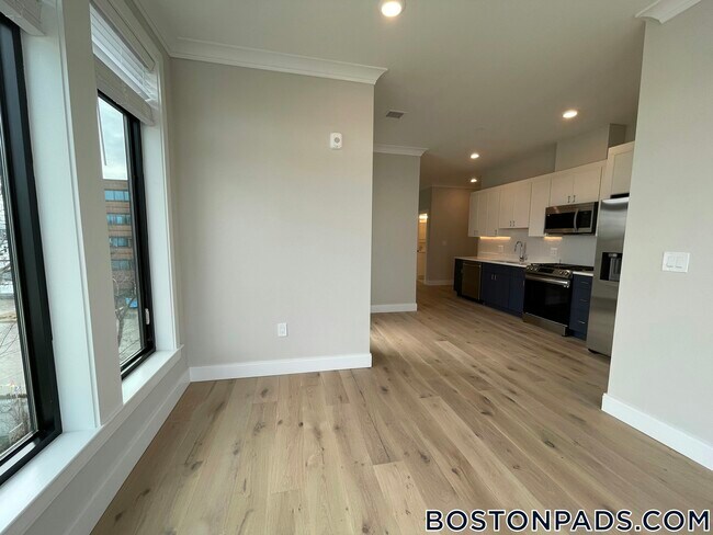 Foto del edificio - 157 Everett St