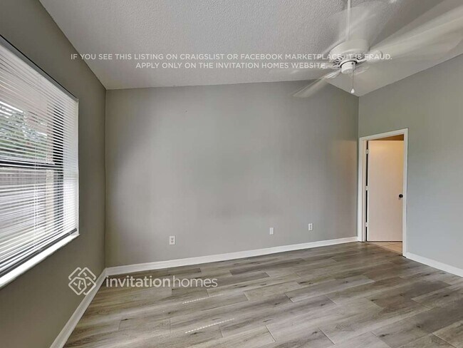 Foto del edificio - 5149 Formby Dr
