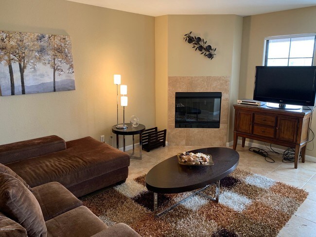 Building Photo - 6651 N Campbell Ave