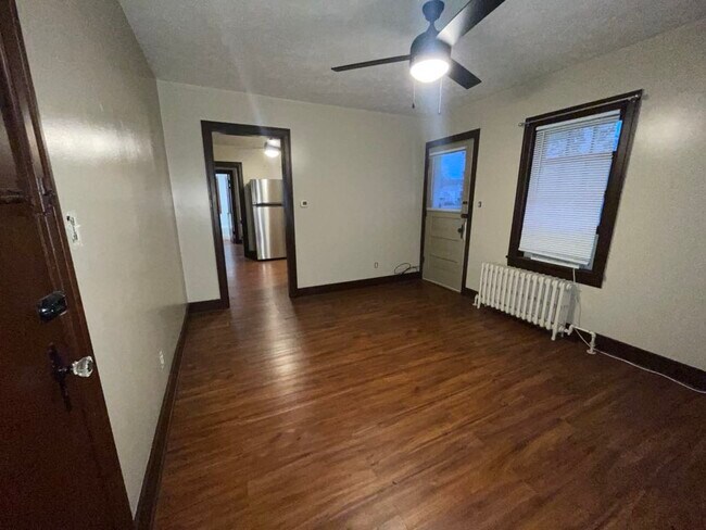 Foto del edificio - 109 Stewart St