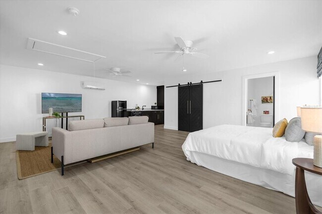 Foto del edificio - 1812 N Westmoreland Dr
