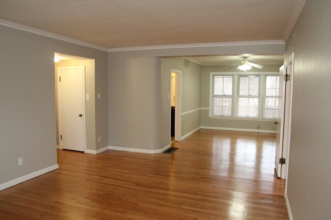 Building Photo - 8255 Delmar Blvd