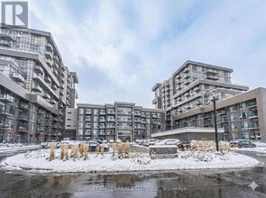 Building Photo - 460 Dundas St E